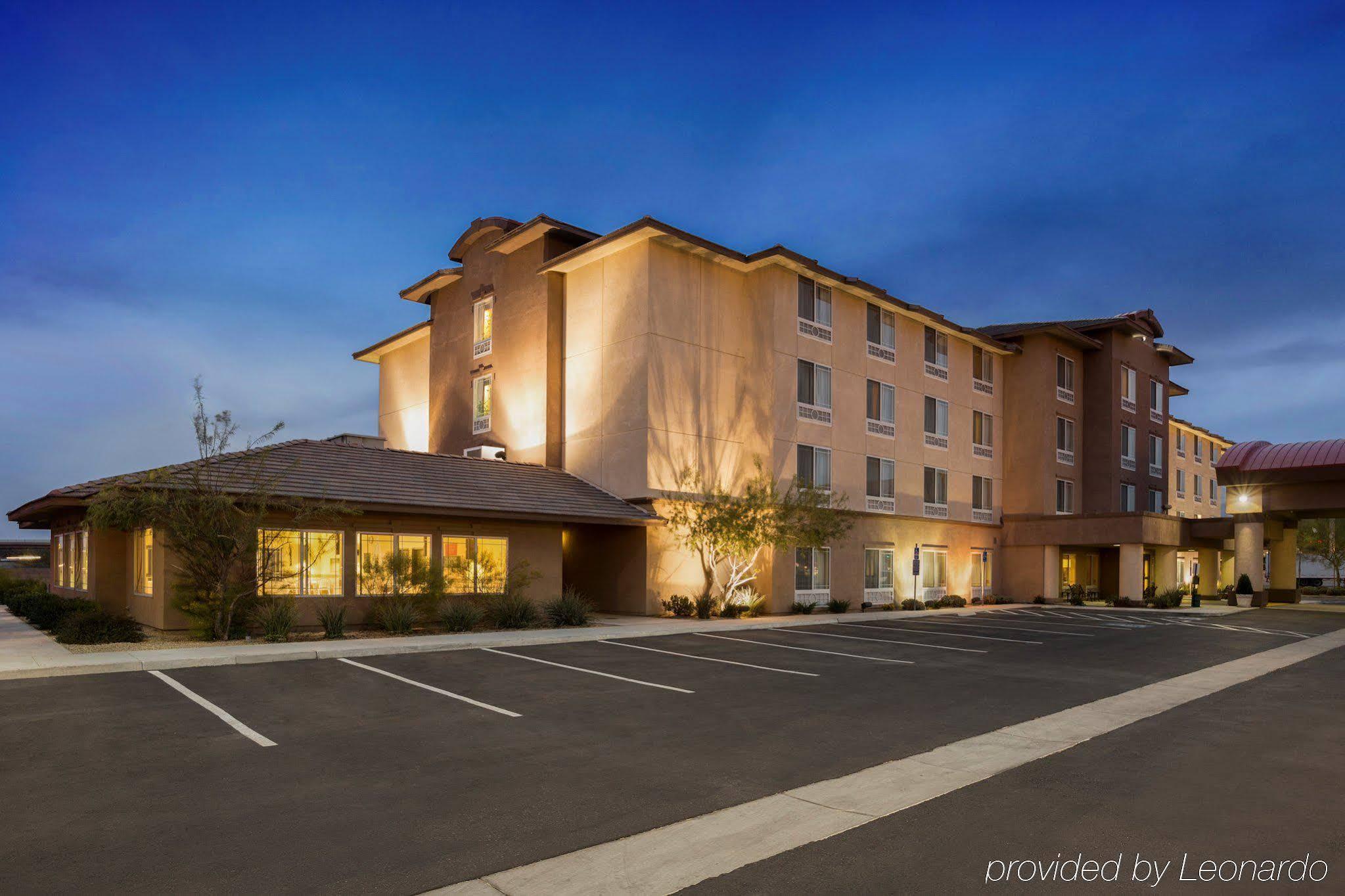 ไอเรส โฮเทล บาร์สโตว์ Hotel ภายนอก รูปภาพ