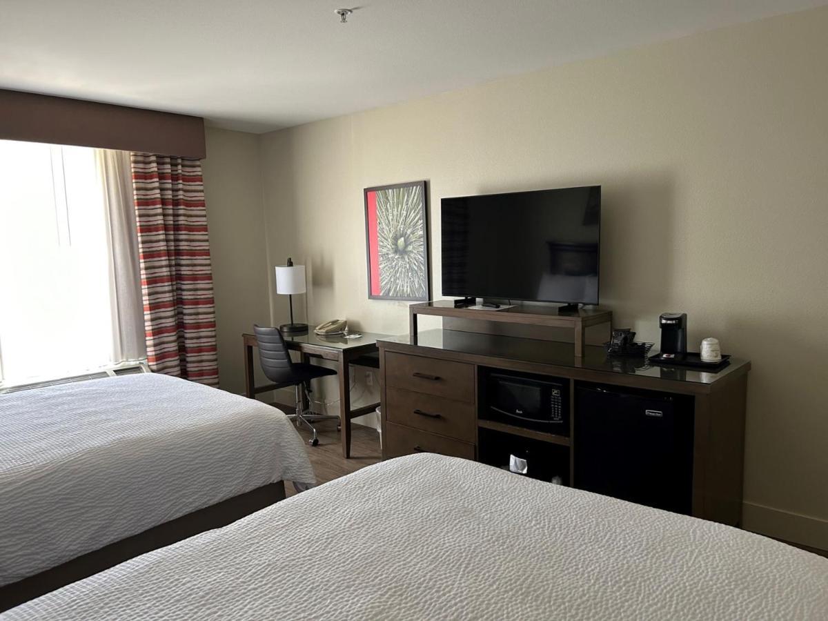 ไอเรส โฮเทล บาร์สโตว์ Hotel ภายนอก รูปภาพ