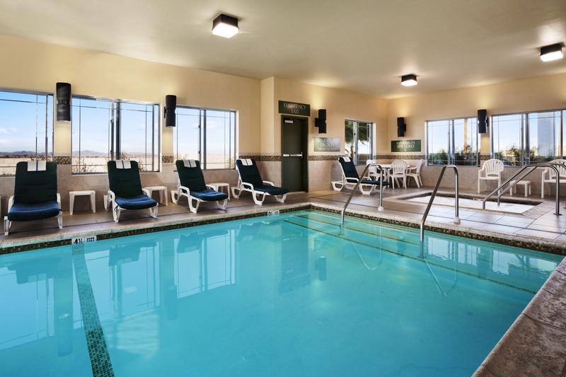 ไอเรส โฮเทล บาร์สโตว์ Hotel ภายนอก รูปภาพ